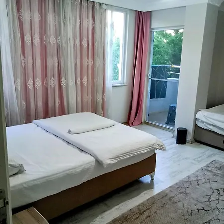 فيلة Cheap Rooms In The Forest Closest To The Airport Tasoluk